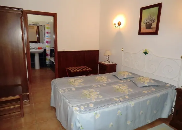 Monte Dos Avos Kır Evi Querenca