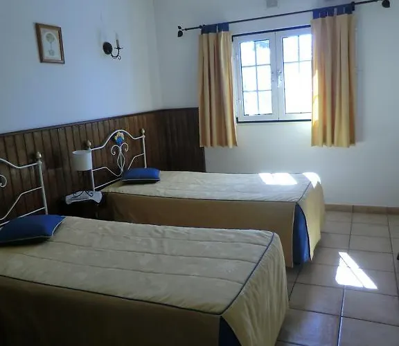 Monte Dos Avos Kır Evi Querenca